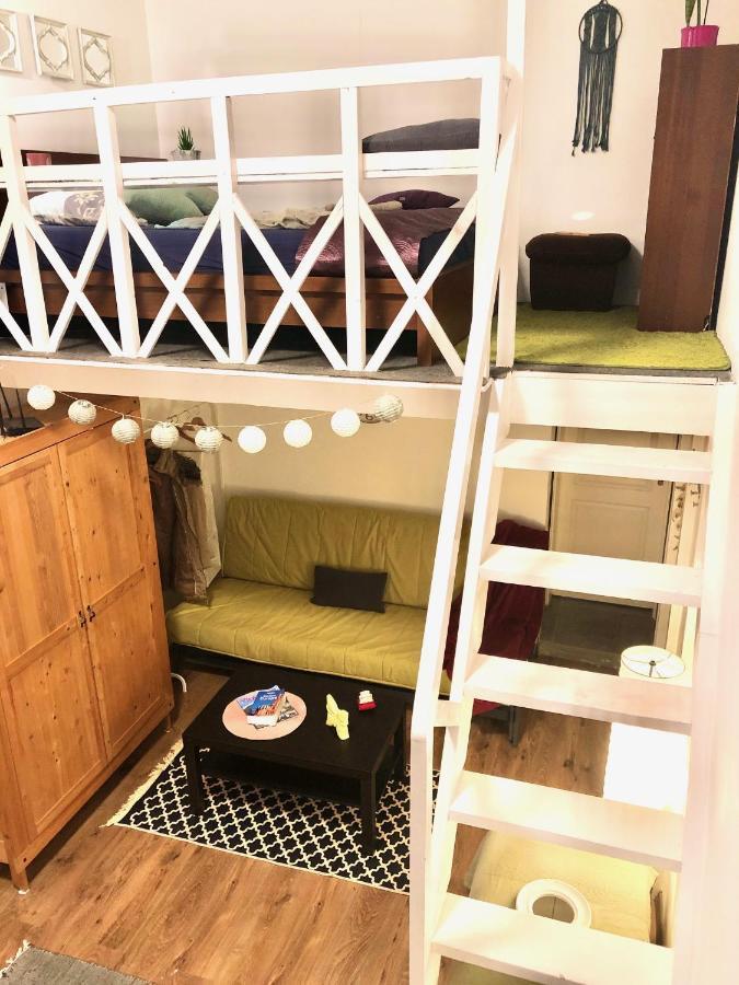 Zen Hostel By Central Market Βουδαπέστη Εξωτερικό φωτογραφία