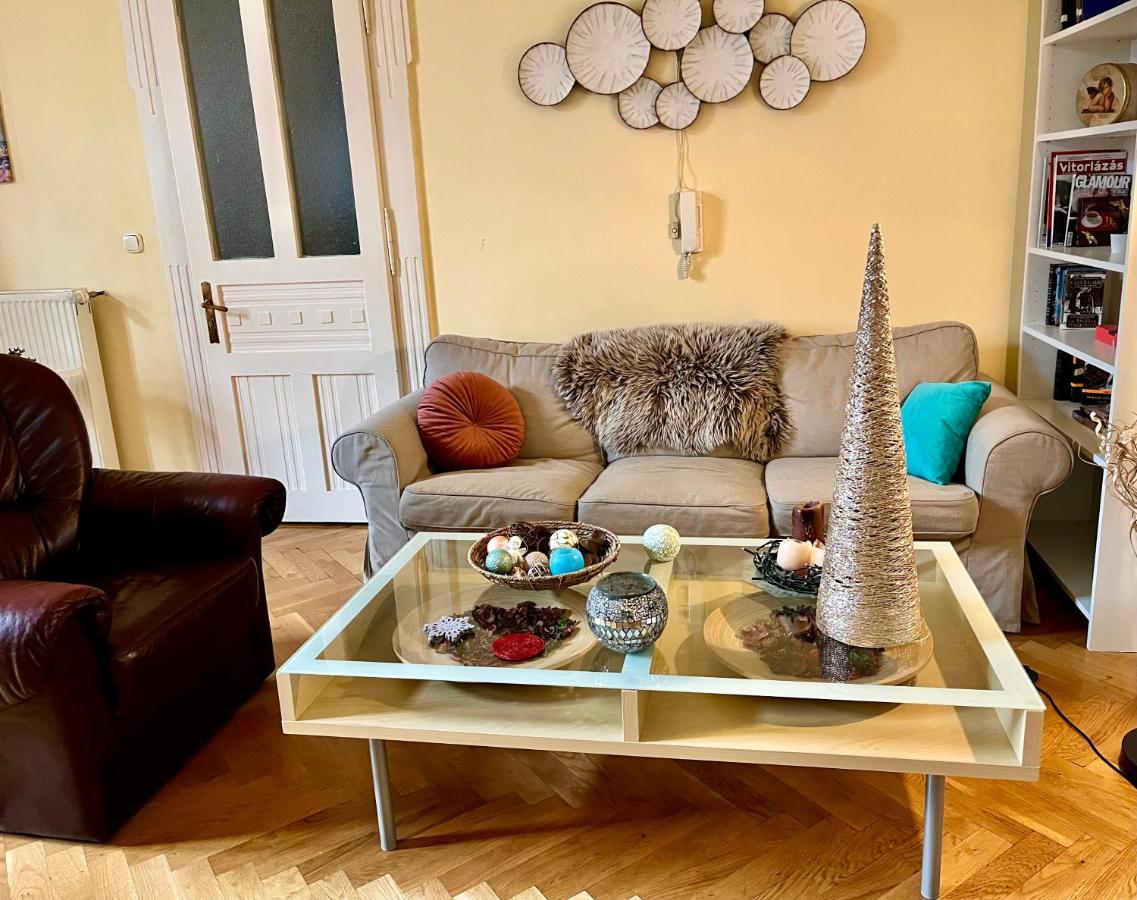 Zen Hostel By Central Market Βουδαπέστη Εξωτερικό φωτογραφία