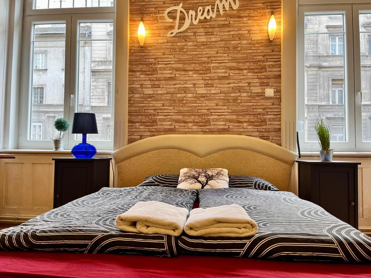 Zen Hostel By Central Market Βουδαπέστη Εξωτερικό φωτογραφία